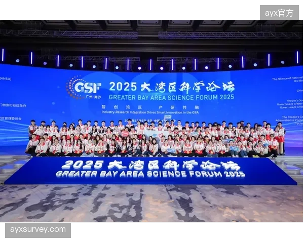 数据显示，大型体育赛事中超过5000小时的志愿者服务，其减排贡献被普遍低估
